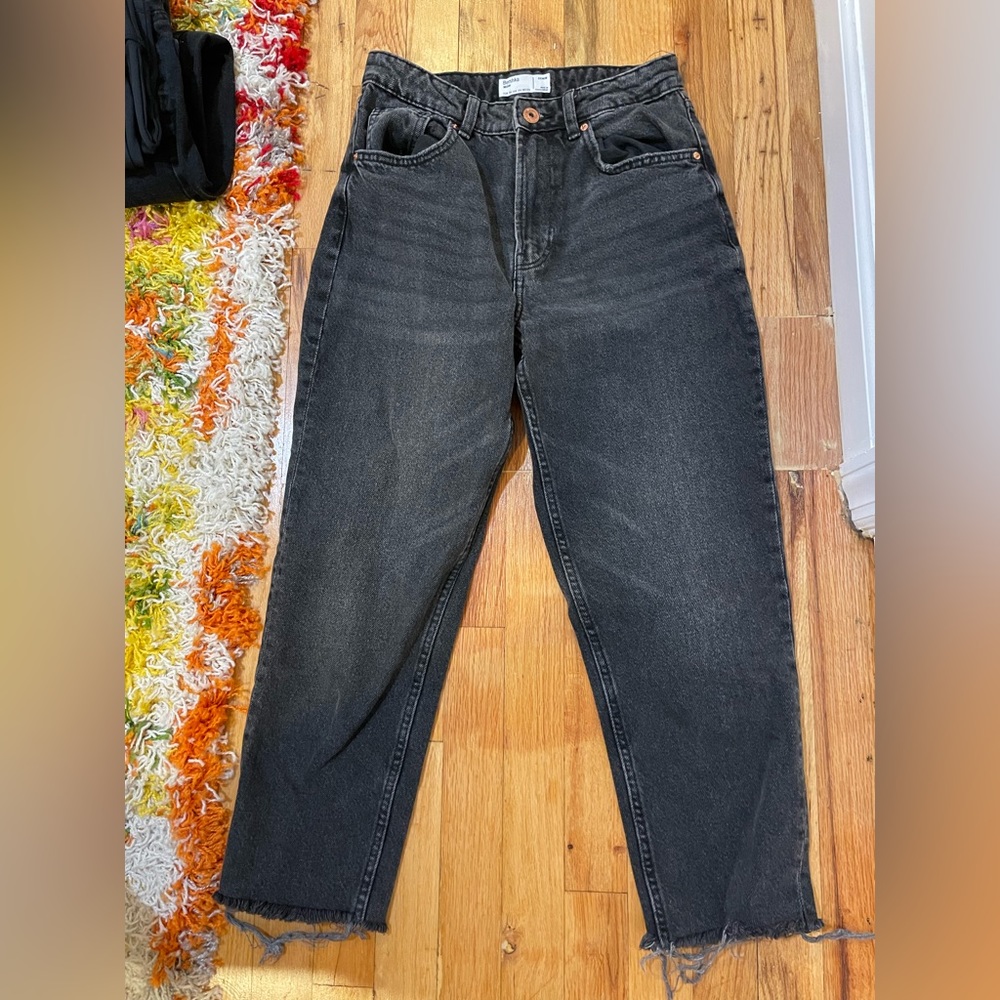 Bershka black mom jeans!